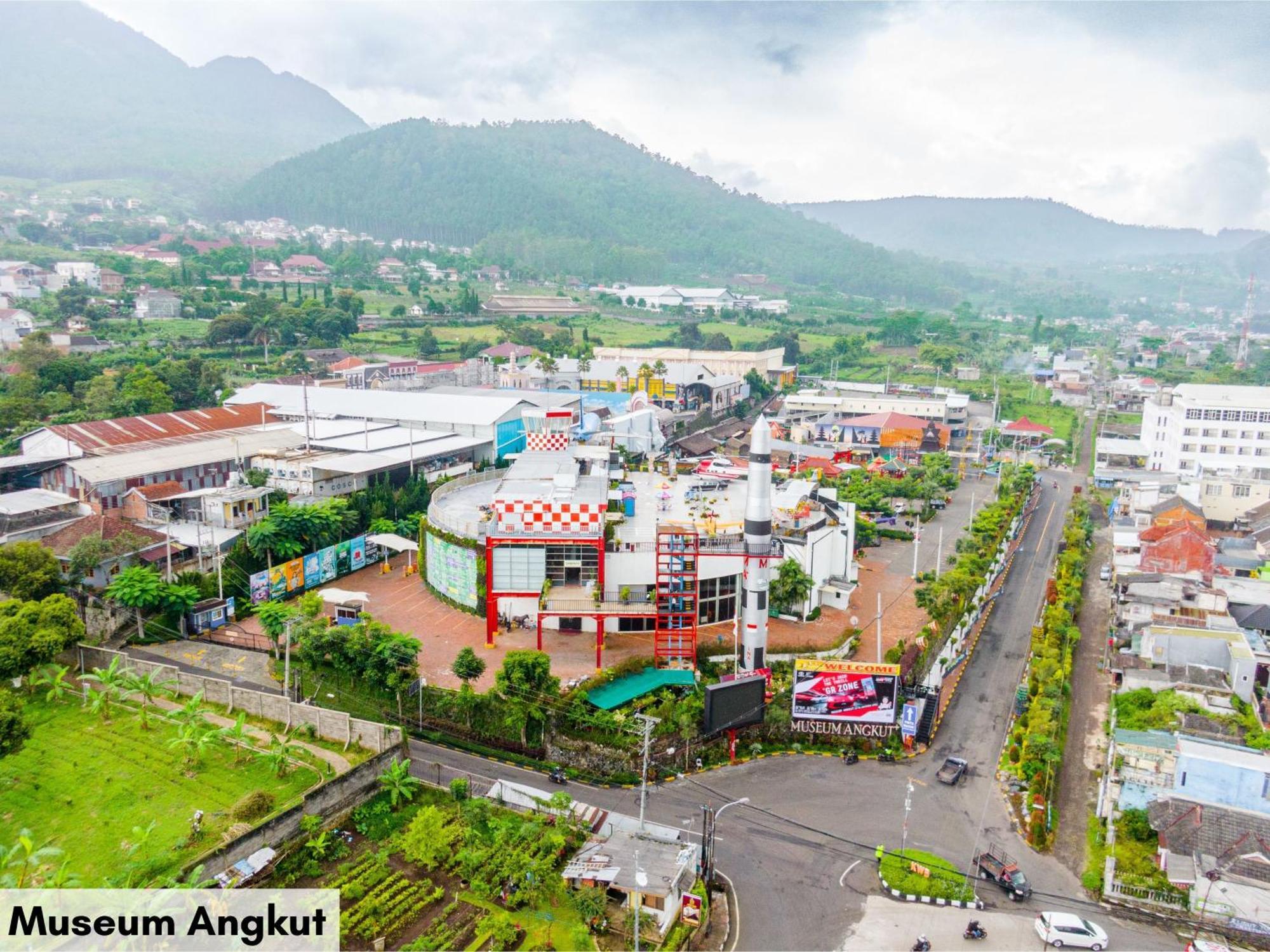 Swiss-Belinn Malang Exteriér fotografie